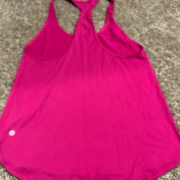 Lululemon Singlet tank size 8 - Picture 2 of 2